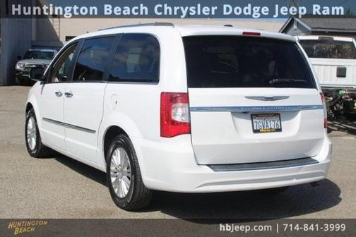 2015 Chrysler Town & Country Limited Platinum