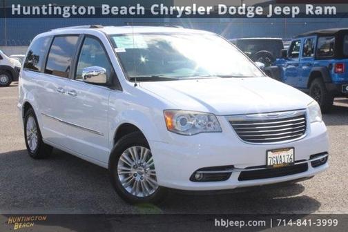 2015 Chrysler Town & Country Limited Platinum