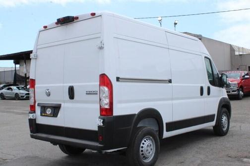2025 RAM ProMaster 1500 Base