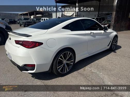 2018 INFINITI Q60 3.0t LUXE