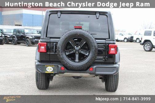 2021 Jeep Wrangler Unlimited Sahara Altitude