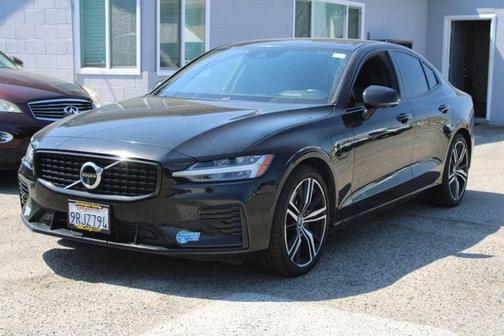 Blackstone 2021 Volvo S60 Recharge Plug-In Hybrid T8 R-Design