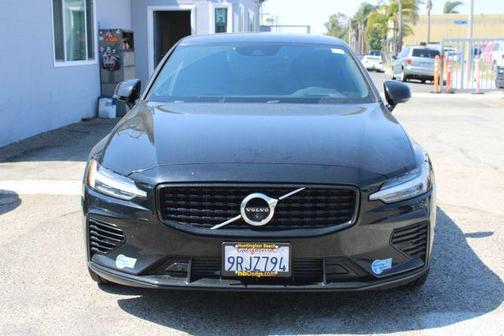 Blackstone 2021 Volvo S60 Recharge Plug-In Hybrid T8 R-Design