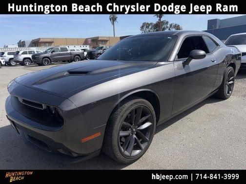 Granite Crystal Clearcoat Metallic 2020 Dodge Challenger SXT
