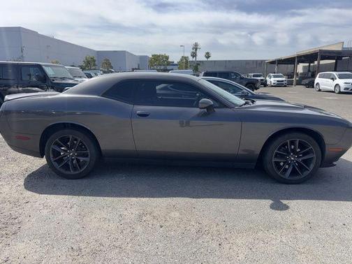 Granite Crystal Clearcoat Metallic 2020 Dodge Challenger SXT