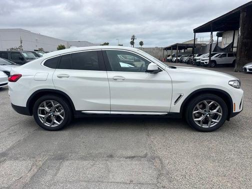 Alpine White 2025 BMW X4 xDrive30i