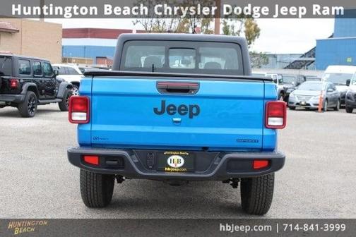 2021 Jeep Gladiator Sport