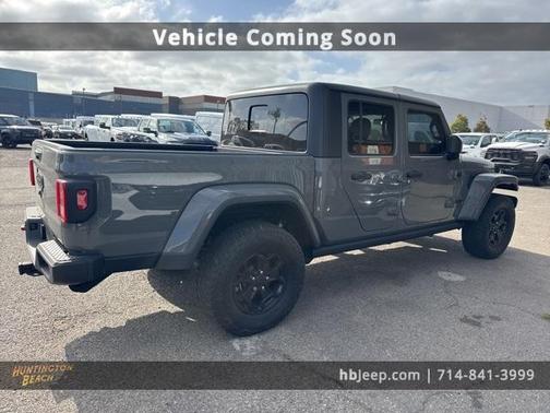 2021 Jeep Gladiator Sport