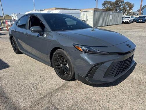 UNDERGROUND 2025 Toyota Camry SE