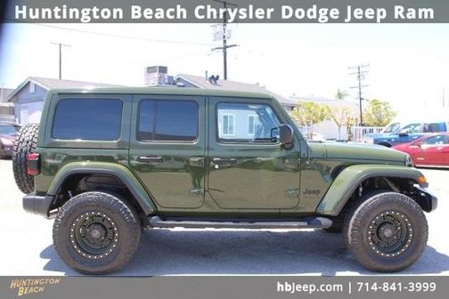2020 Jeep Wrangler Unlimited Sahara Altitude