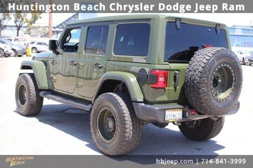 2020 Jeep Wrangler Unlimited Sahara Altitude