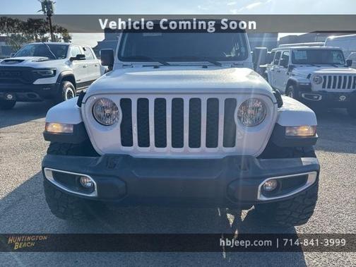2021 Jeep Gladiator Sport