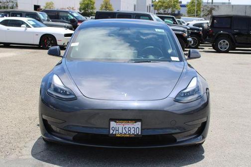 Midnight Silver Metallic 2023 Tesla Model 3 Base