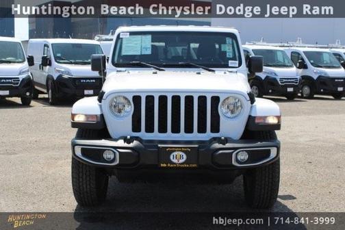 2023 Jeep Gladiator Sport