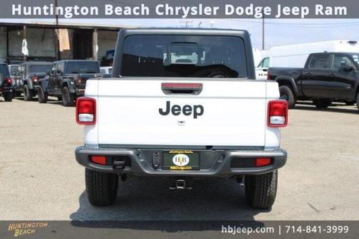 2023 Jeep Gladiator Sport