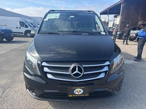2017 Mercedes-Benz Metris Base