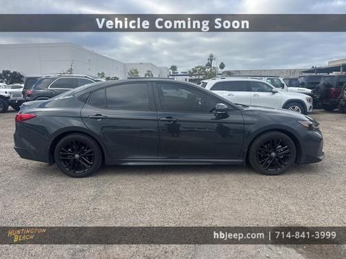 2025 Toyota Camry SE