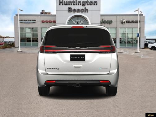 2025 Chrysler Pacifica Hybrid Select