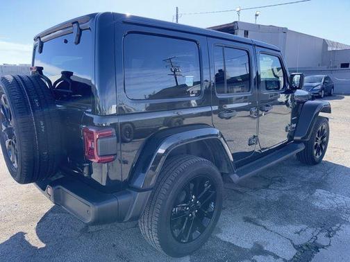 2022 Jeep Wrangler Unlimited 4xe Sahara