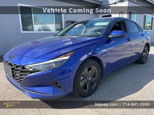 2023 Hyundai ELANTRA SEL