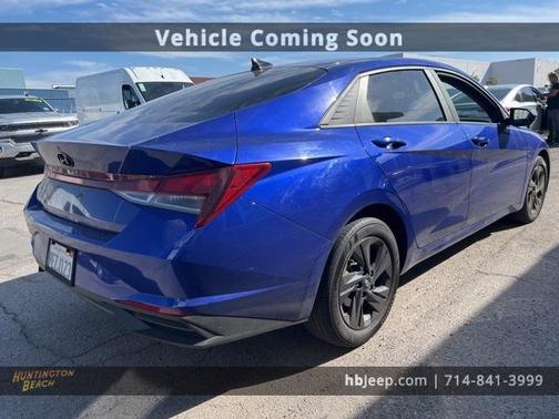 2023 Hyundai ELANTRA SEL