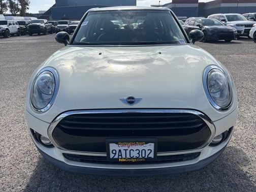 Pepper White 2017 MINI Clubman Cooper