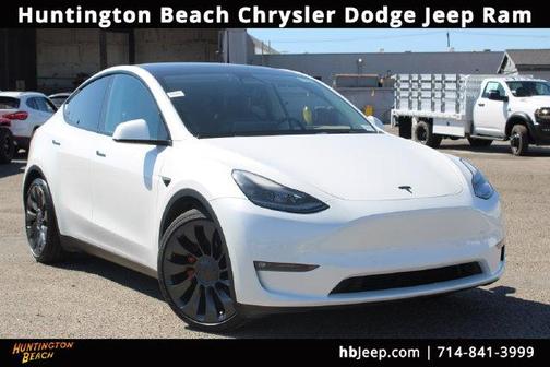 Pearl White Multi 2022 Tesla Model Y Performance