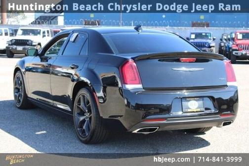 2021 Chrysler 300 Touring