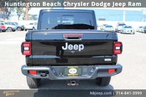 2021 Jeep Gladiator Overland