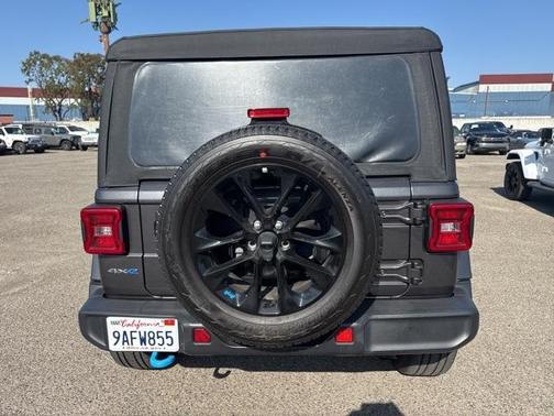 2022 Jeep Wrangler Unlimited 4xe Sahara