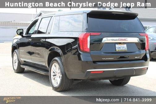 2022 GMC Yukon XL SLT