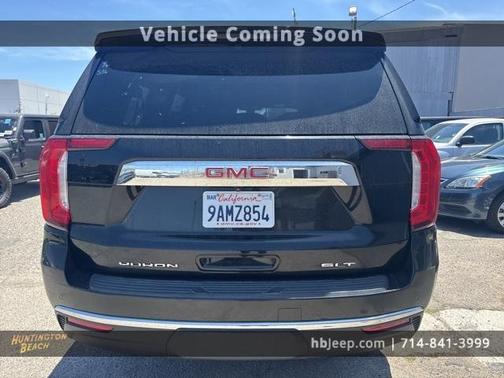 2022 GMC Yukon XL SLT