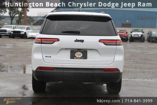 2025 Jeep Grand Cherokee L Laredo