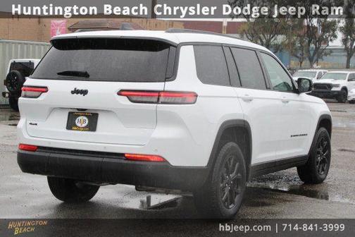 2025 Jeep Grand Cherokee L Laredo