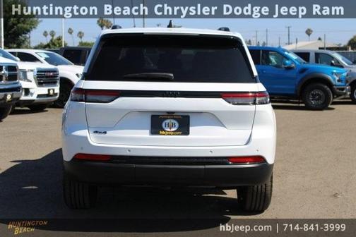 2023 Jeep Grand Cherokee Altitude