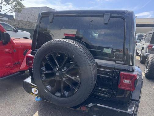Black Clearcoat 2021 Jeep Wrangler Unlimited 4xe Sahara