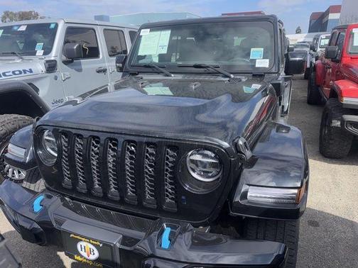 Black Clearcoat 2021 Jeep Wrangler Unlimited 4xe Sahara