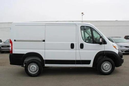 2025 RAM ProMaster 1500 Low Roof