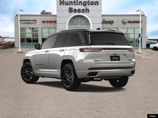 2025 Jeep Grand Cherokee Summit