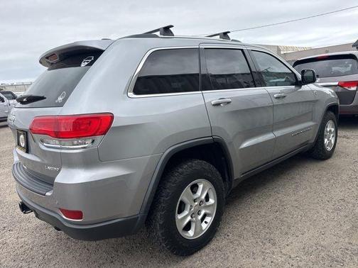 Billet Silver Metallic Clearcoat 2017 Jeep Grand Cherokee Laredo