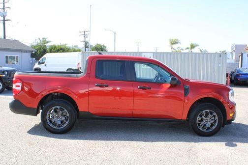 Chili Pepper Red 2024 Ford Maverick XLT