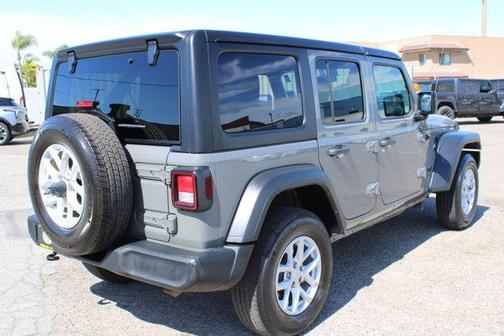 Sting Gray Clearcoat 2023 Jeep Wrangler Sport