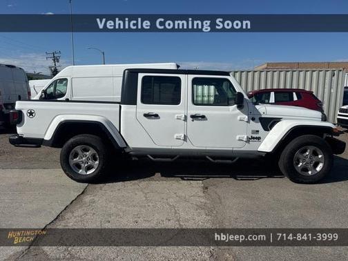 2021 Jeep Gladiator Sport