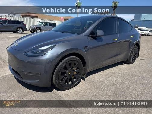 2023 Tesla Model Y Long Range