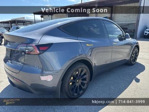 2023 Tesla Model Y Long Range