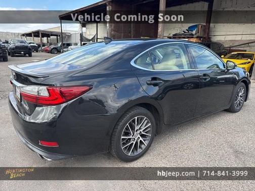 2017 Lexus ES 350 Base