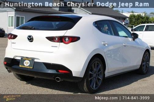 2023 Mazda Mazda3 FWD w/Preferred Package