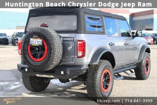 2021 Ford Bronco Base