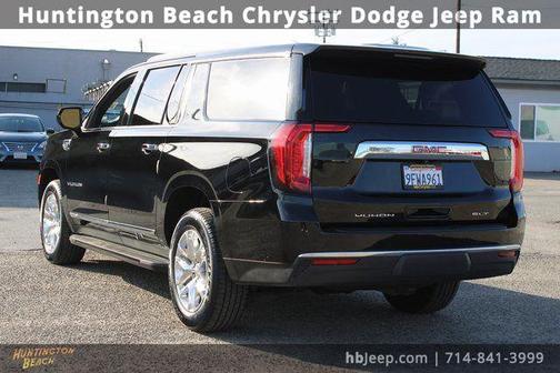 2022 GMC Yukon XL SLT