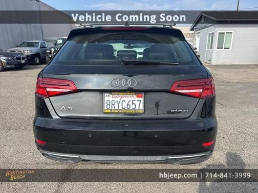 2017 Audi A3 e-tron 1.4T Premium